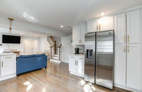 Long Branch Getaway - Walk to Beaches and Dining! - Foto 7