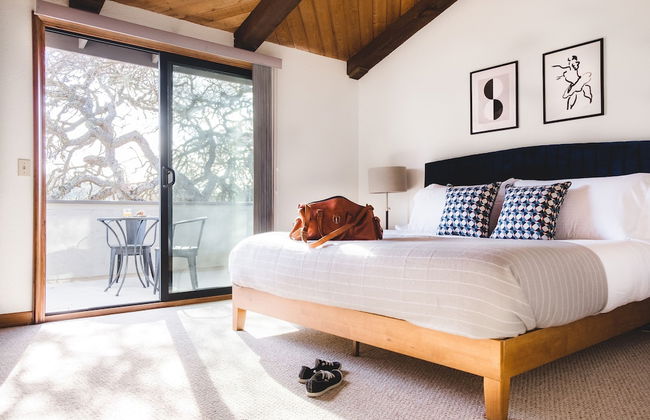 Cathedral by Avantstay Charming Secluded Estate w Sauna Pool Table Views of the Rolling Hills - Foto 35