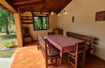 Sunny Garden Villa with Pool - Foto 12