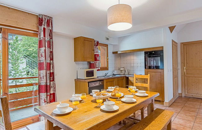 5 bedroom Apartment in Vaujany with swimming pool and terrace - Photo 9