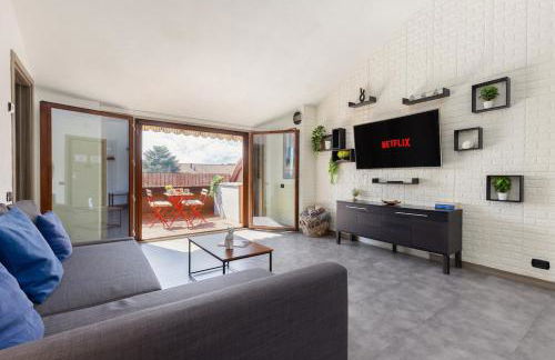 8Min Airport Orio Al Serio - Attico Lusso e Terrazza - Photo 1