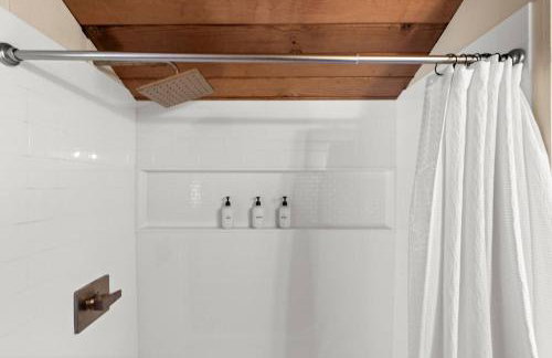 River Haus Sequoia | Hot Tub+New+King Beds+Views! - Foto 17