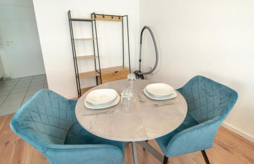 RANGE - 2 Apartments - Küche - WLAN - Netflix - Balkon - 1-6 Personen - Foto 23