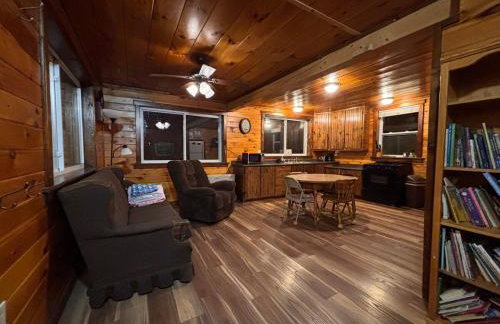 Cute 3 bedroom cabin on a farm - Foto 5