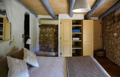 Sitges Hill Retreats-Masia Nur 22 bedrooms divided over 9 houses for max 44 guests - Foto 46