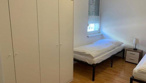 Monteurwohnung in Aschersleben, 2 Zimmer, Küche, Bad, max 4 Personen - Foto 5, wardrobe