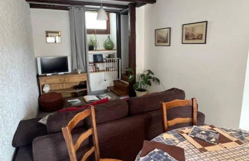 Maison de village au pied de la montagne - Foto 6