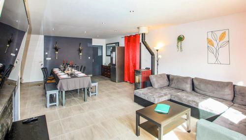 Awesome Home In Morières Les Avignon - Foto 4