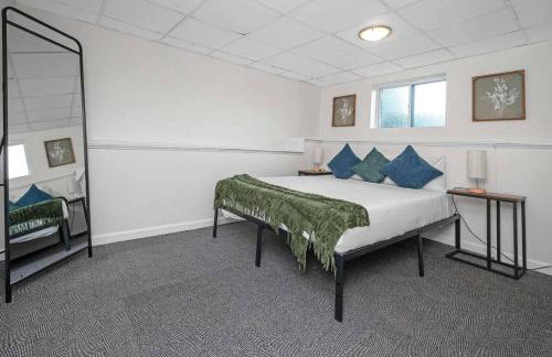 Family Retreat in Birmingham, 7BR 4BA - Photo 20