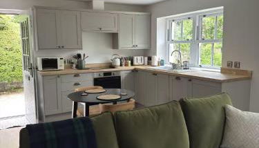 Cosy Cottage in Charming Village Close to Beach - Pass the Keys - Foto 2, Other