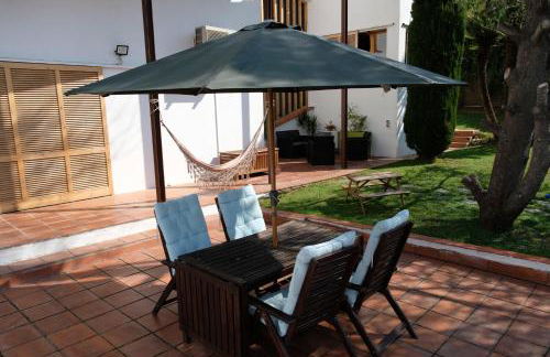 Casa familiar en la playa con piscina - Foto 10