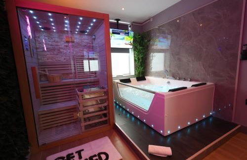 Luxury Flat,Sauna, Jacuzzi, Free Parking - Foto 1