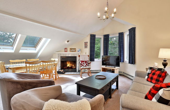 Pico Mountain Condo E306 2 Bedroom Condo - Photo 2