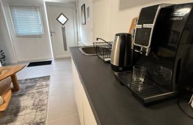 Zentrale Citywohnung mit Küche & privatem Zugang - Foto 6