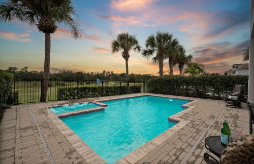 Luxury 6BR Villa w Pool & Cinema 4mi to Disney - Foto 1