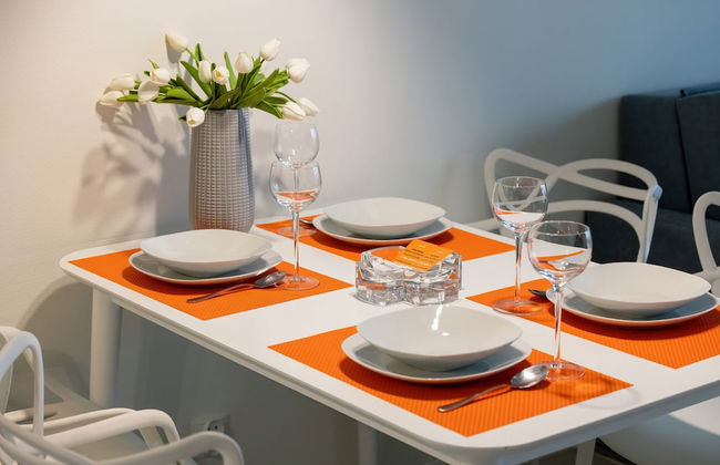 Aquamarina Onyx Apartments by Renters - Photo 9