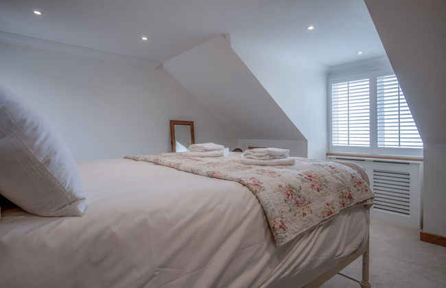 Highfield - 3 Bed - Llanmadoc - Photo 24