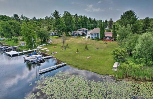7 Mi to Nubs Nob Lakefront Abode with Fire Pit! - Foto 27