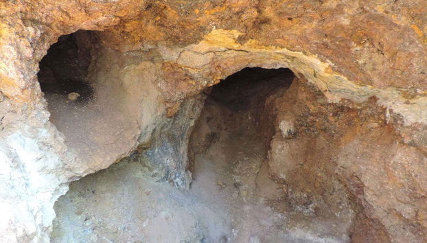 Recorriendo la Mina Pastora