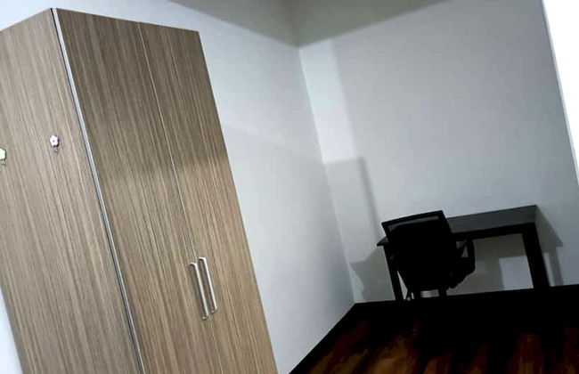 OYO HOME 90768 Flo Inn Motel - Foto 17