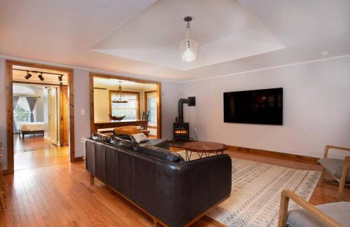 Pet friendly with Fireplace, Near Kasoag Snow Trail - Foto 17