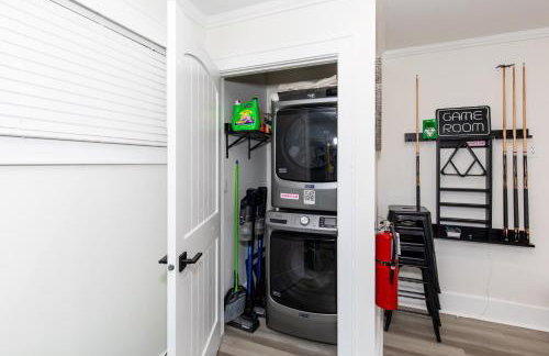 New Group Space - Sleeps 20! Near Sports Center - Photo 26