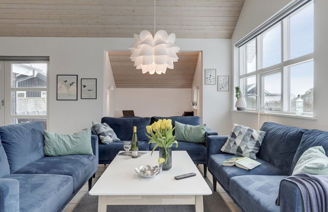 "Thorwith" - 150m from the sea - Foto 27