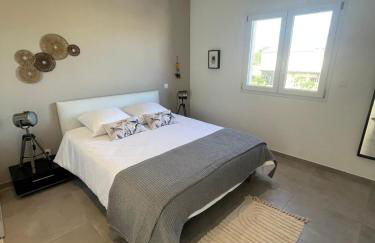 Villa design Cap dAgde piscine et plage - Foto 35