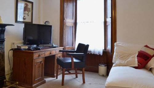 The Old Post Office - Photo 3