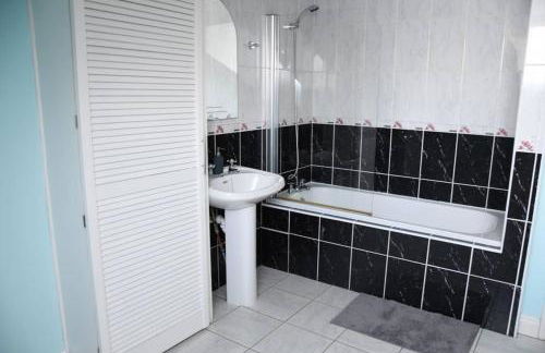 Whitehead holiday cottage - Foto 12