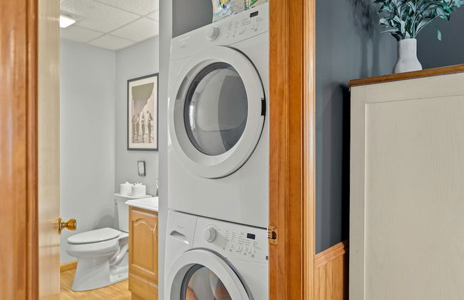 Lake View Chalet by Avantstay Lake Access Deck - Photo 49