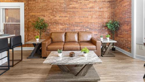 Steps Away From Mass Ave in Heart of Indy with Balcony - Foto 5