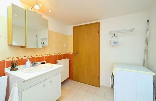 L'Evasion en Pierre Piscine et Étang Privé - Photo 20