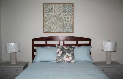 Cheerful 2-Bedroom, 2 bath with private parking - Foto 32