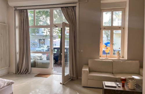 Loft-style design apartment in the heart of Berlin - Photo 10
