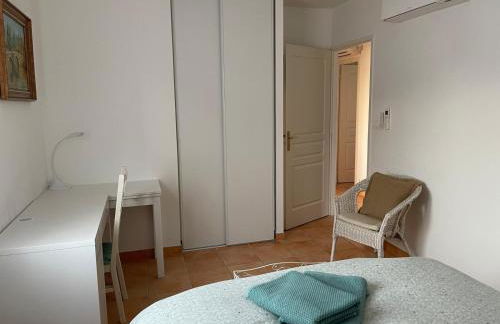 Villa Nicole avec piscine & jardin privés, parking dans le cœur du Luberon, proche Gordes, Roussillon, Goult, Bonnieux - Foto 18