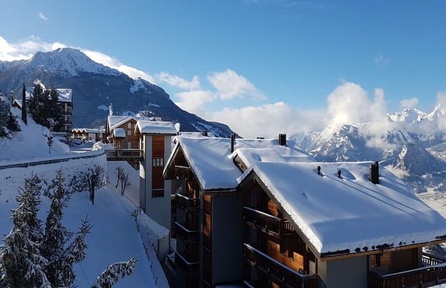 Elegant Apartment With Patio in Hills - Foto 12