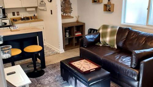 The Nest Cottage with Hot Tub in Downtown Manitou Springs - Foto 4