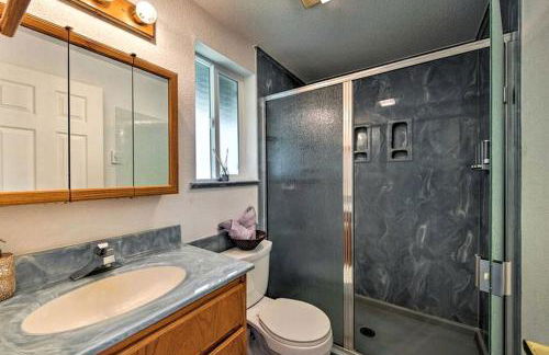 Beautiful Cabin Rental with Private Hot Tub on the Skykomish River in Washington - Foto 11