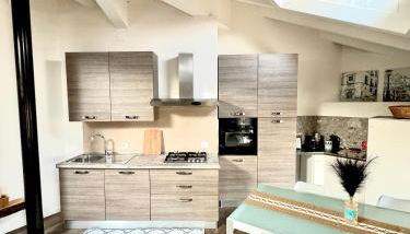 BRIDGE Apt Brescia - Netflix - wifi - Foto 4, stove, dishwasher