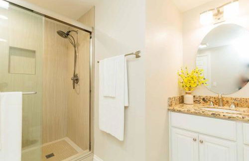 Luxury Pool Home in Glendora Foothills Retreat - Photo 64