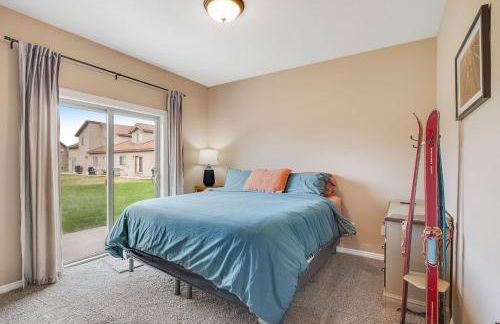 Near Tamarack AC Kitchen TV Washer Dryer - Foto 5