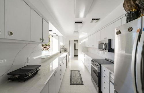 Exclusive Resort Escape - Heated Pool, Spa & Pickleball - Foto 70