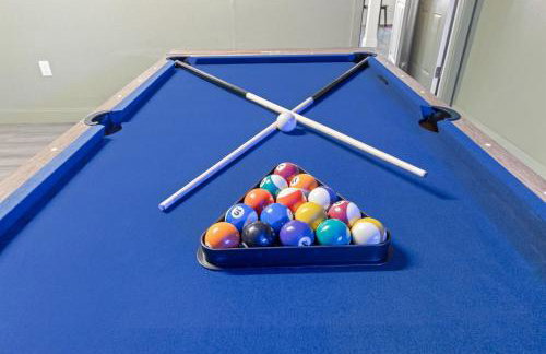 Texas Willow Ranch - Epic Luxury Retreat with Pool, Game room, Soccer, BBQ, Fire table - Foto 10