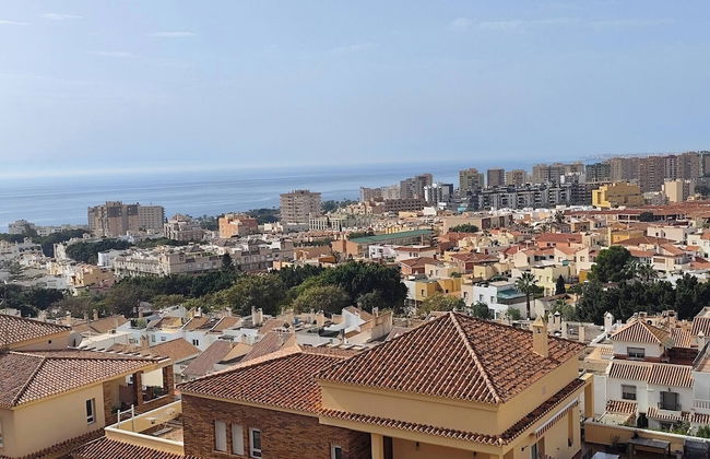 Charming Three Bedrooms Apartment With Seaview - Photo 8