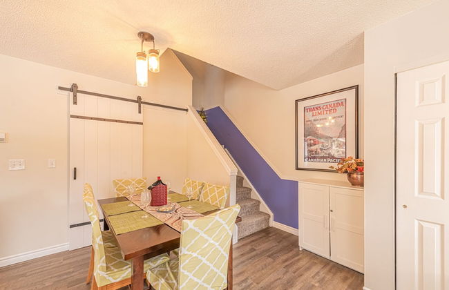 Banff Boundary Lodge 2 BR Condo & studio - Photo 6