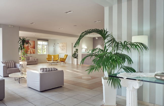 Koukounaria Hotel & Suites - Photo 75