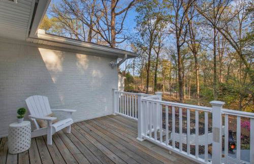 Cozy Retreat near Paris Mtn State Park Sleeps 12 - Foto 35