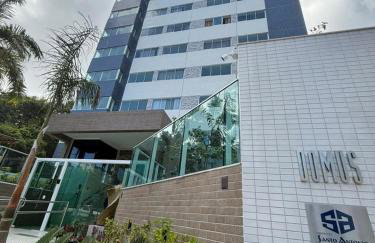 Arretado de bom ! A 250 m da praia de Boa Viagem, 3 km do aeroporto, próximo aos shoppings, com WI-FI 560 Mbps, coworking, piscina e academia - Foto 2