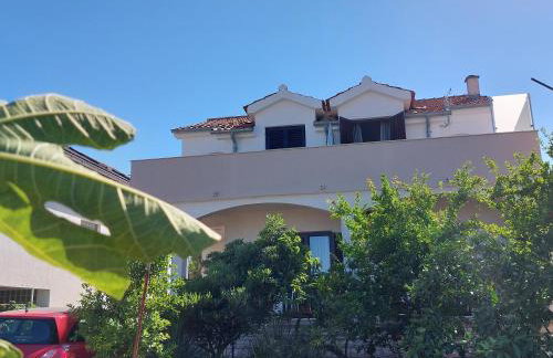 Apartments Lavanda - free parking and grill - Foto 46